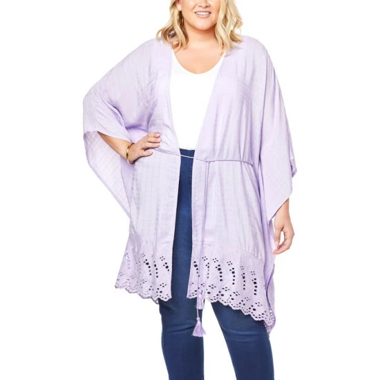 Coupon ✨ G By Giuliana Eyelet Trim Woven Silky Topper Navy 🌟 4 Coupon ✨ G By Giuliana Eyelet Trim Woven Silky Topper Navy 🌟 - Image 2