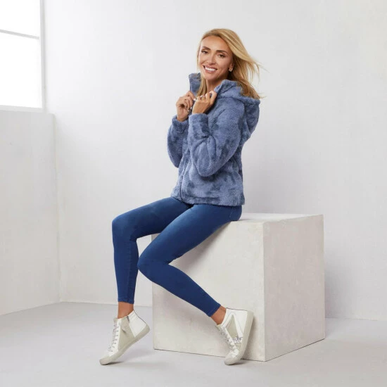 Top 10 ✔️ "As Is" G By Giuliana The Cloud Zip Front Hooded Jacket Indigo Tie Dye 👏 13 Top 10 ✔️ "As Is" G By Giuliana The Cloud Zip Front Hooded Jacket Indigo Tie Dye 👏 - Image 11